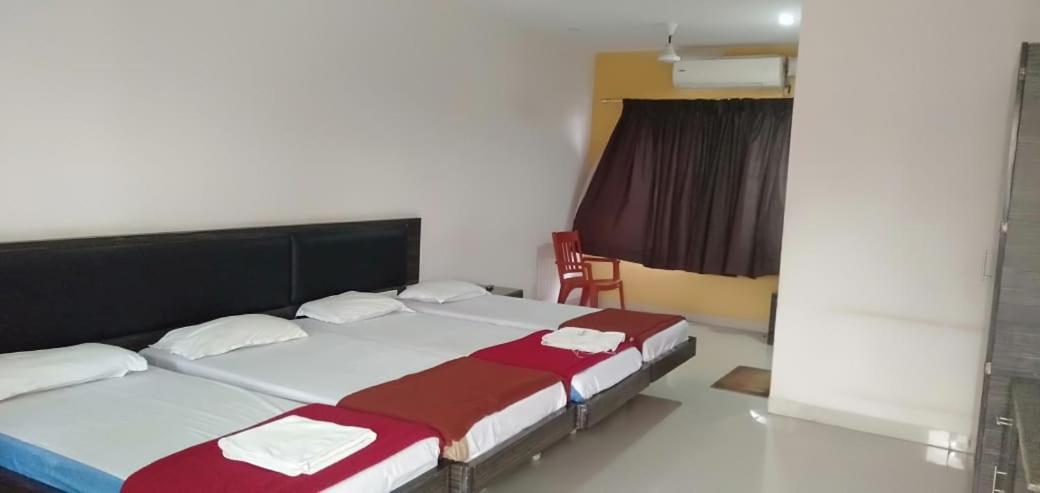 Iroomz Hoysala Residency ベッラーリ エクステリア 写真